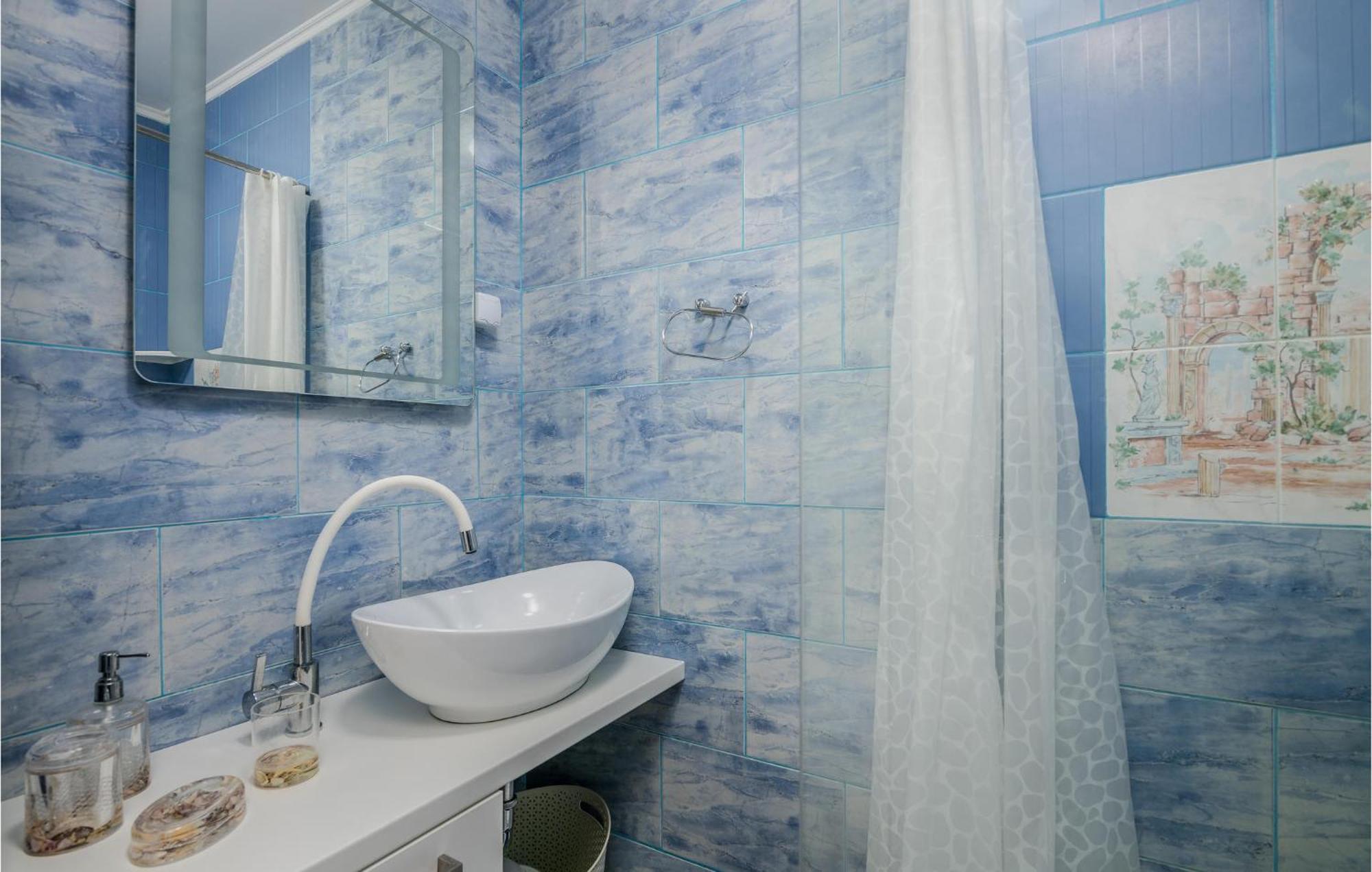 Nice Apartment In Stara Baska With Kitchen Luaran gambar